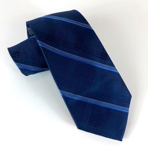 3/$35 Michael Kors Men's 100% Silk Neck Tie Blue